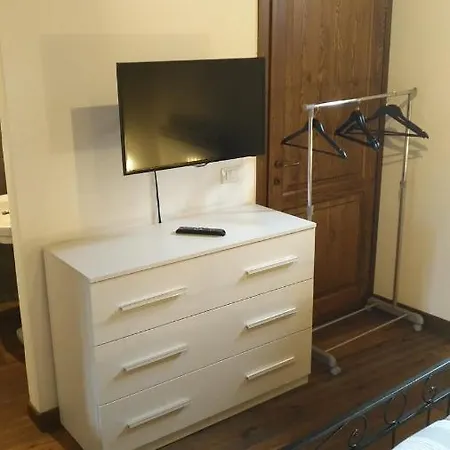 아파트 Garibaldi Bilocale E Monolocale In Centro A Terzo E Piano 폴리뇨