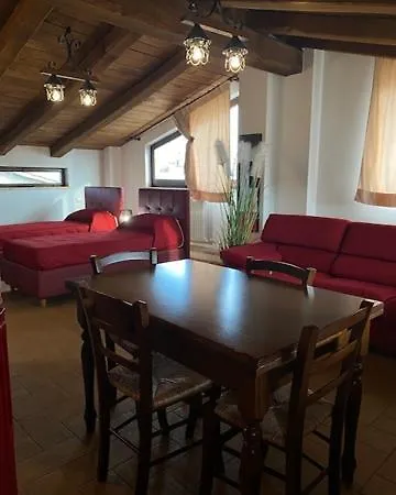 Garibaldi Bilocale E Monolocale In Centro A Terzo E Piano * Foligno