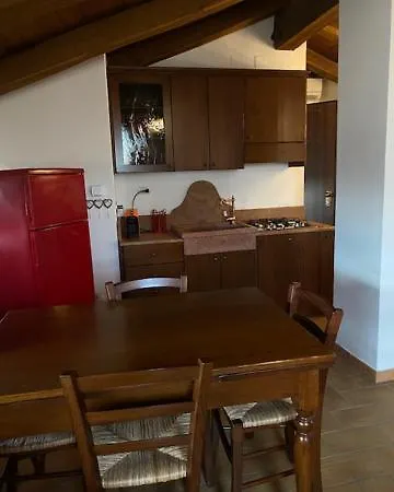 Garibaldi Bilocale E Monolocale In Centro A Terzo E Piano Apartament *