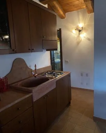 Garibaldi Bilocale E Monolocale In Centro A Terzo E Piano