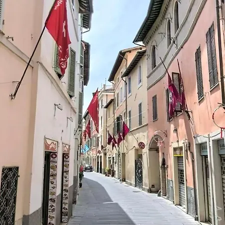 Garibaldi Bilocale E Monolocale In Centro A Terzo E Piano * Φολίνιο
