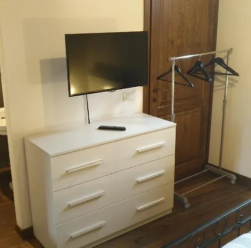 Lejlighed Garibaldi Bilocale E Monolocale In Centro A Terzo E Piano Foligno