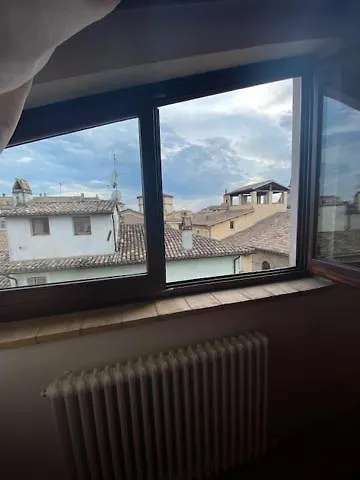 Garibaldi Bilocale E Monolocale In Centro A Terzo E Piano Lejlighed