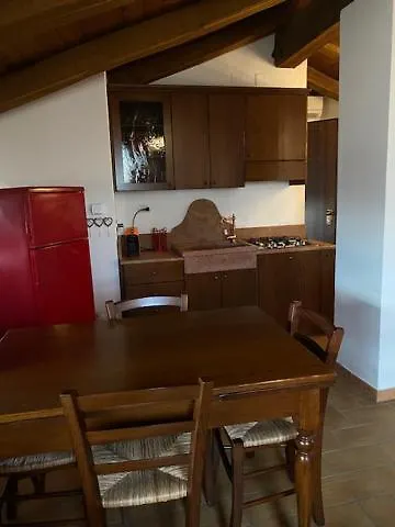 Garibaldi Bilocale E Monolocale In Centro A Terzo E Piano Lejlighed *