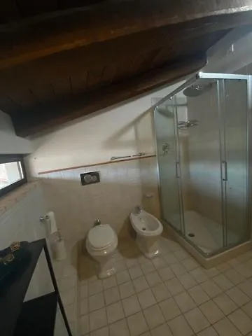 Garibaldi Bilocale E Monolocale In Centro A Terzo E Piano Foligno